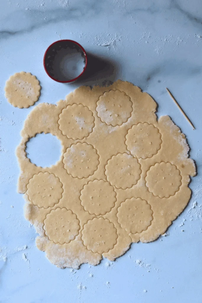 How to Make Sourdough Ritz Crackers