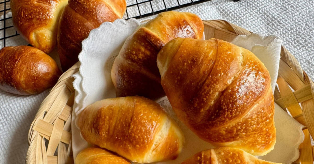 Sourdough Crescent Rolls